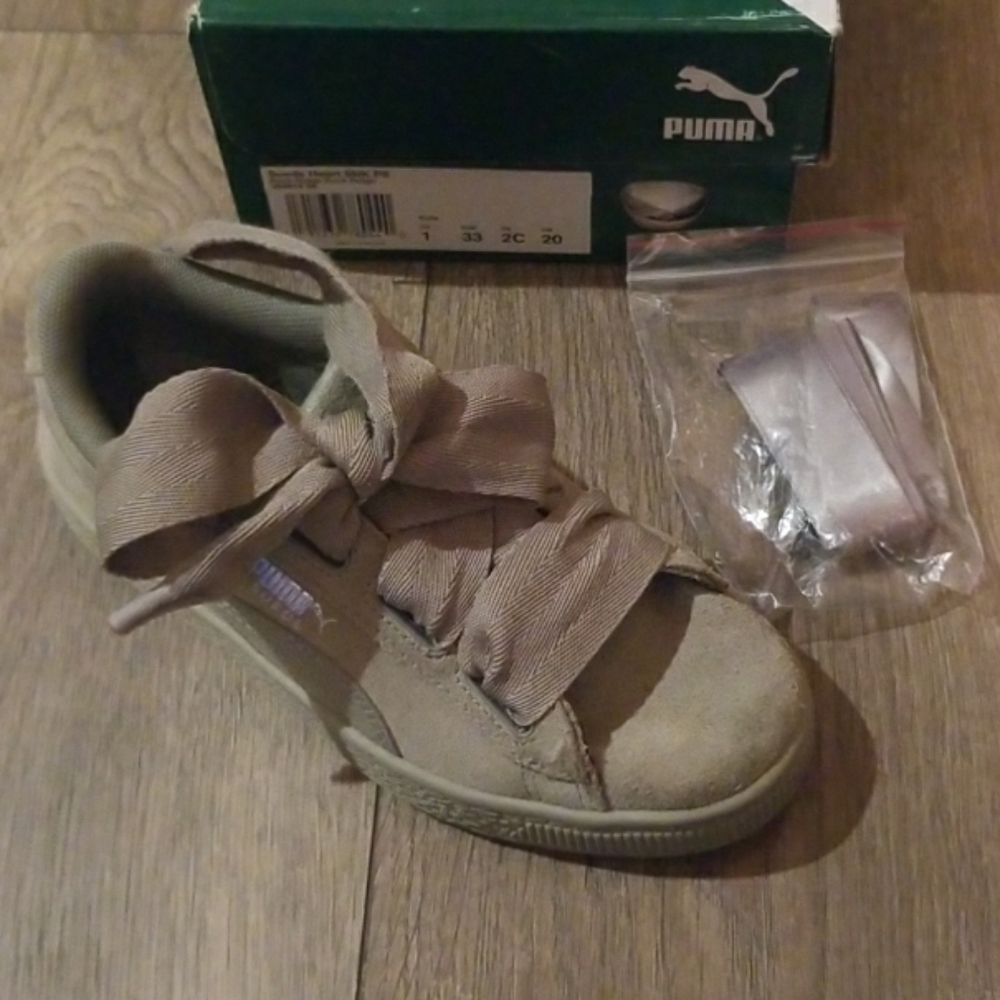 Girl's Sneakers